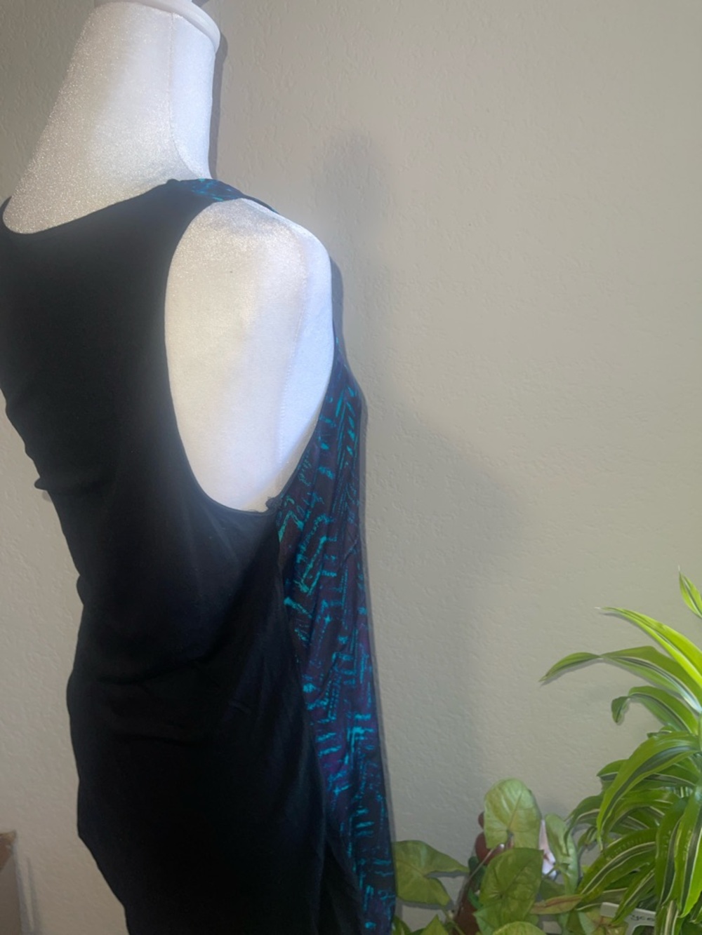 Express Black Tank Top with Teal Chevron Print - Picture 6 of 7